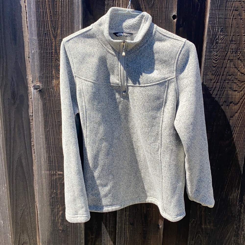North face sweater